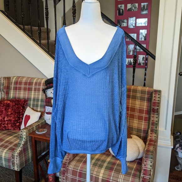 Waffle knit long sleeve top - Picture 3 of 8